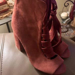 Just Fab Maroon tied up boots 8.5